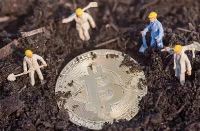 Cryptocurrency miner operating in a renewable energy environment